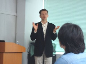 Dr. Alan Mishchenko (University of California at Berkeley) spoke "Logic Synthesis: Past and Future" on 16th, Apr. 2015.