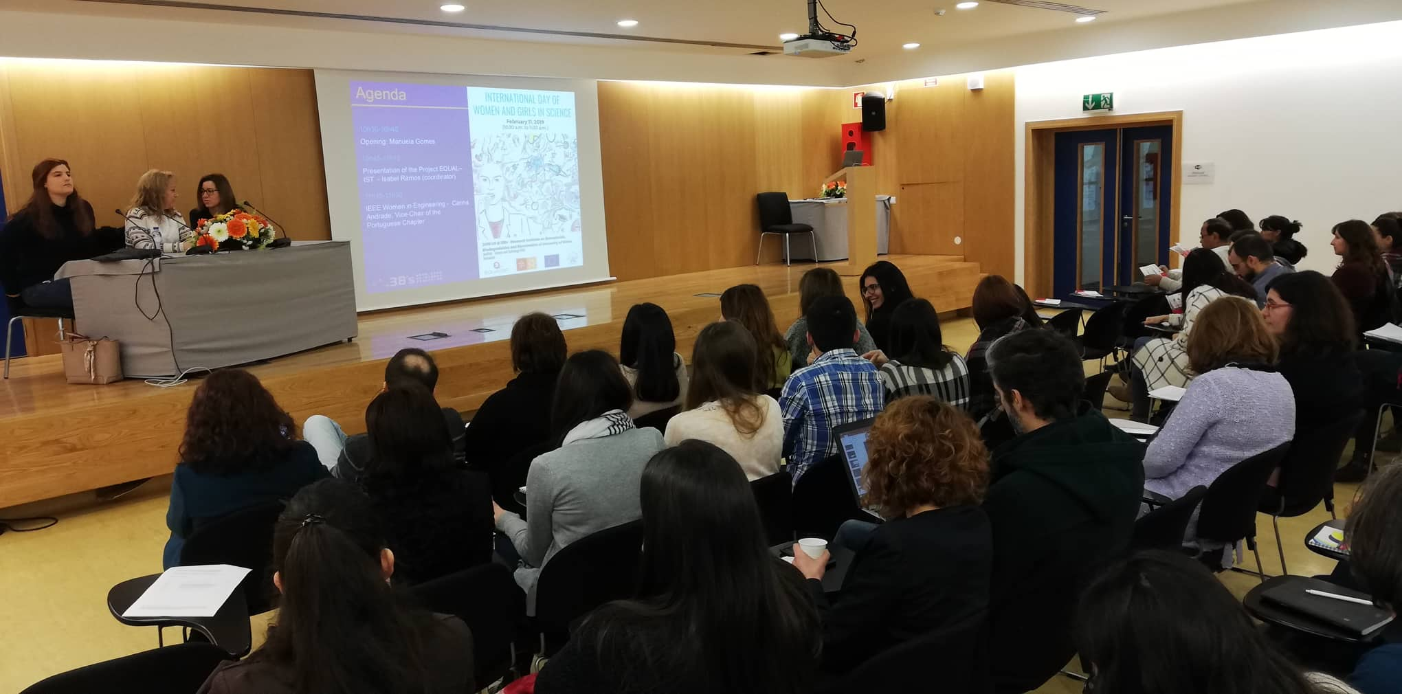 A room full of minds to celebrate Women and Girls in Science